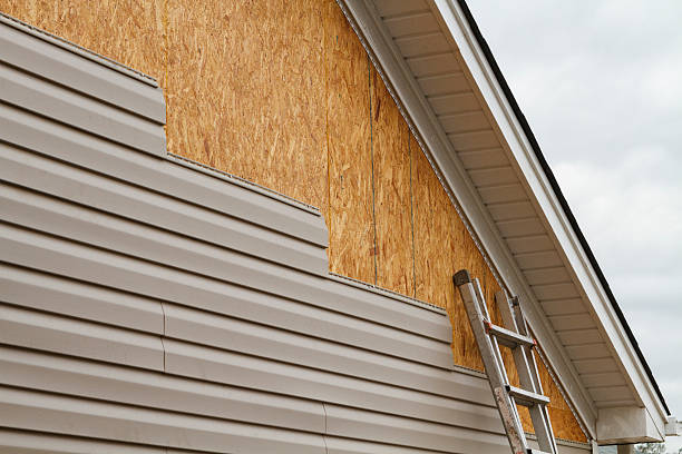 24/7 Emergency Storm Damage Siding Repair experts in Clemmons, NC